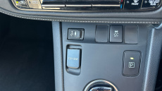 Toyota Auris 1.8 Hybrid Design TSS 5dr CVT [Nav] Hybrid Hatchback